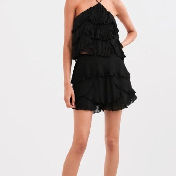 EUC Zara Black Ruffle Pleated Skirt with Shorts (Skort) in Size Medium - Picture 6 of 7